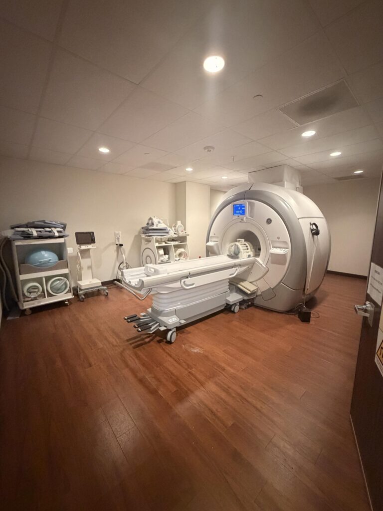 GE 450 W Non GEMS MRI